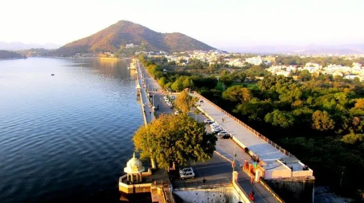 fateh-sagar-lake